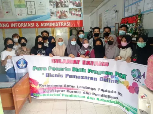 Pelatihan digital marketing dan SEO di Papindo Medan