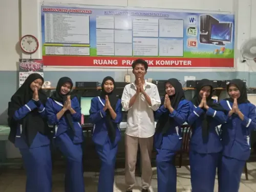 Kegiatan belajar siswa Papindo Online